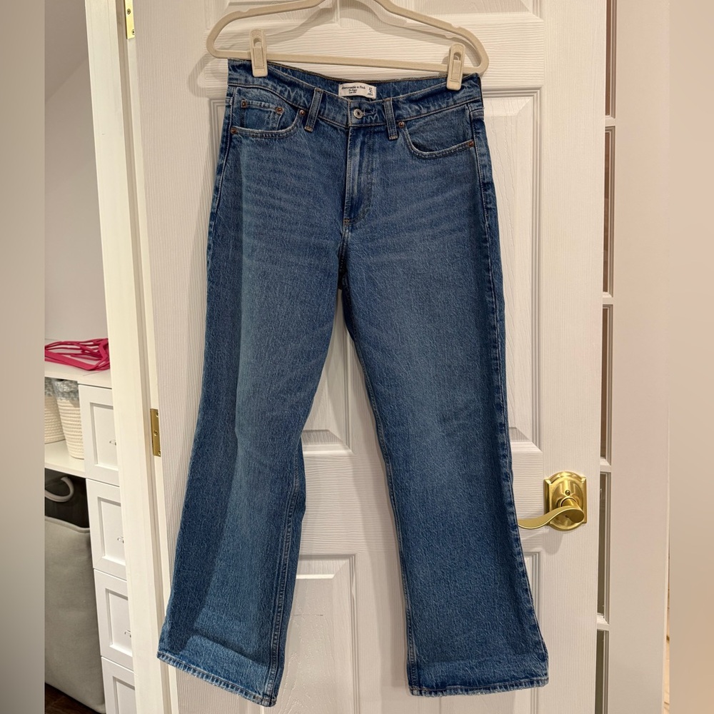Abercrombie & Fitch Baggy Low Rise Jeans